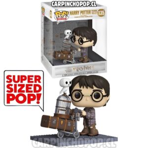 (PREVENTA RESTOCK) FUNKO POP DELUXE HARRY POTTER - HARRY POTTER PUSHING TROLLEY 135 SUPER SIZED POP (Finales de JULIO)